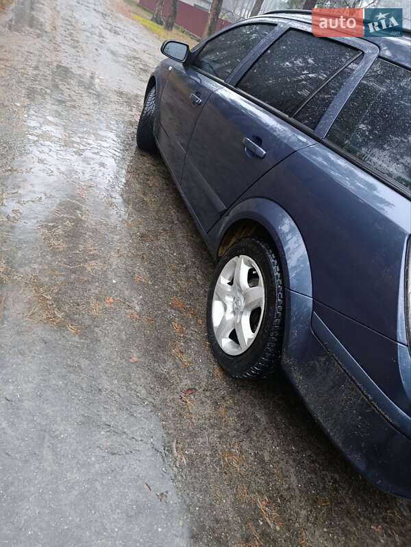 Универсал Opel Astra 2007 в Бородянке