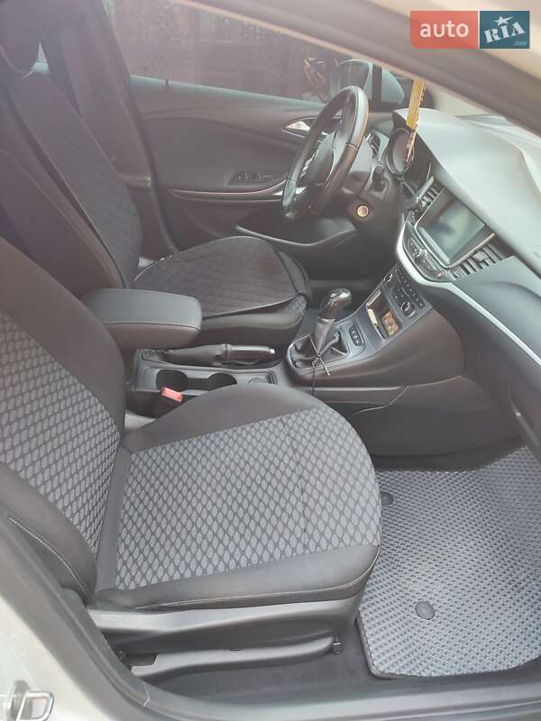 Универсал Opel Astra 2019 в Трускавце