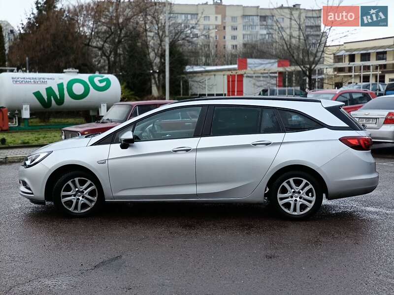 Универсал Opel Astra 2017 в Луцке