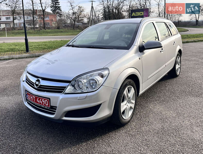 Універсал Opel Astra 2009 в Білій Церкві