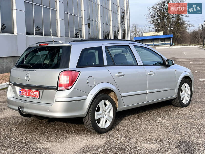 Універсал Opel Astra 2009 в Білій Церкві