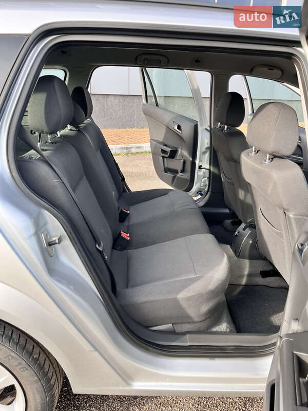 Універсал Opel Astra 2009 в Білій Церкві