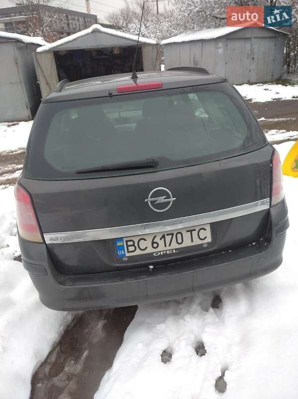 Универсал Opel Astra 2011 в Львове фото 4 Универсал Opel Astra 2011 в Львове