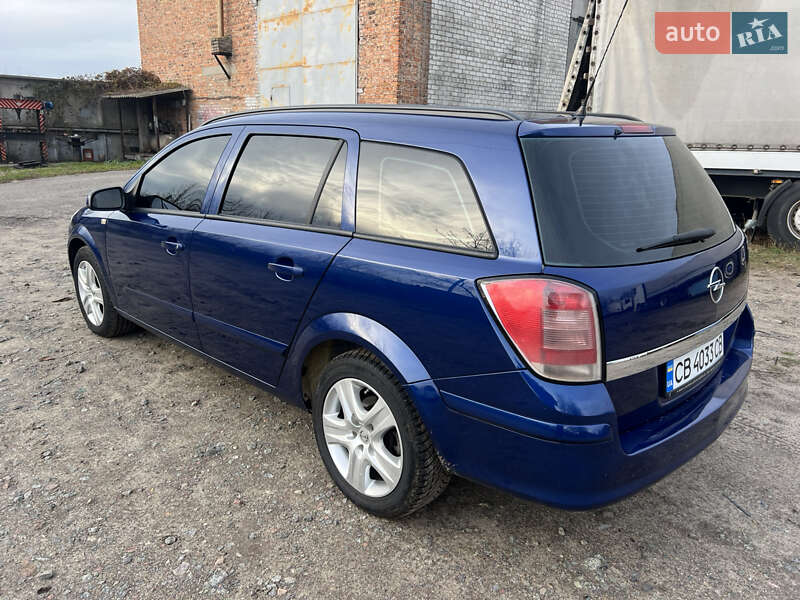 Універсал Opel Astra 2008 в Броварах