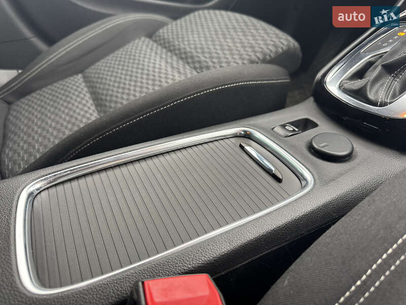 Універсал Opel Astra 2017 в Полтаві