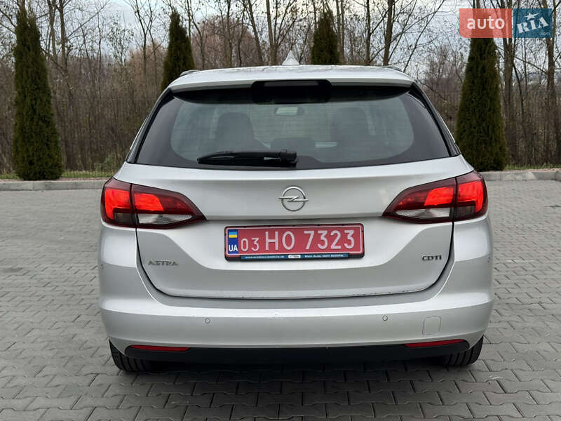 Універсал Opel Astra 2018 в Хмельницькому