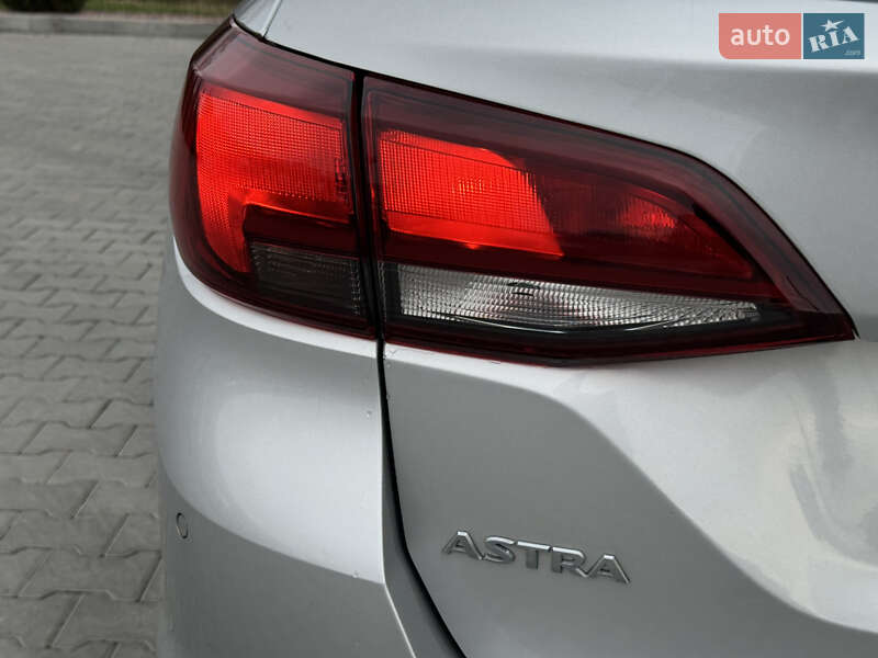 Універсал Opel Astra 2018 в Хмельницькому