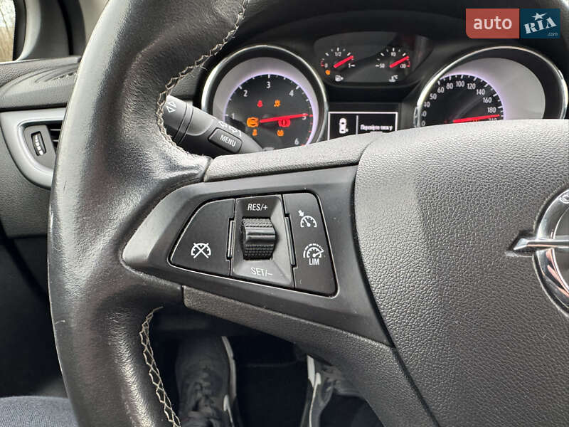 Універсал Opel Astra 2018 в Хмельницькому