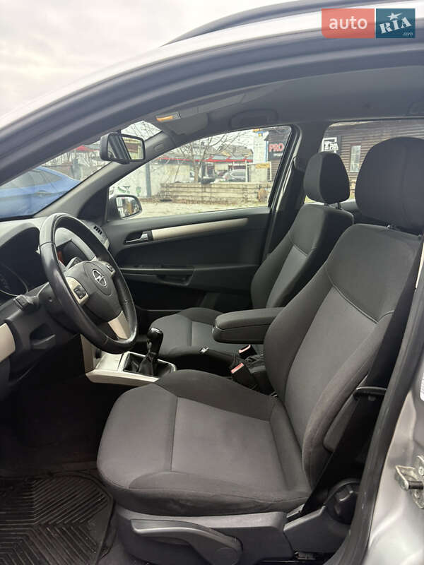 Універсал Opel Astra 2008 в Білій Церкві