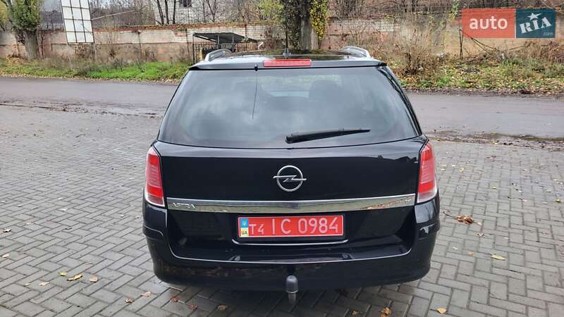 Універсал Opel Astra 2006 в Черкасах