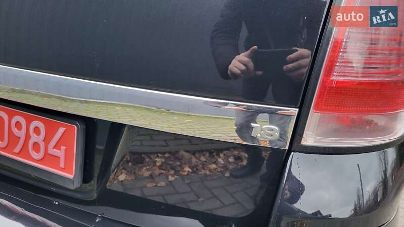 Універсал Opel Astra 2006 в Черкасах