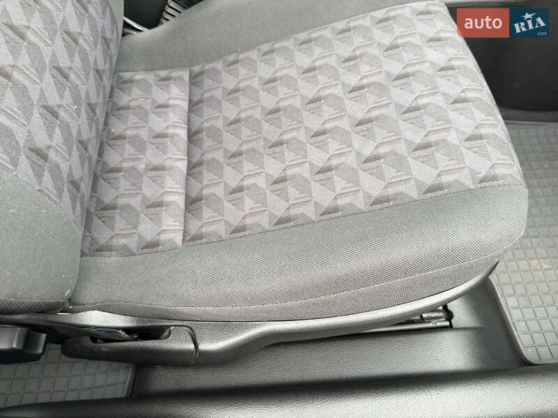 Хэтчбек Opel Astra 2004 в Киеве