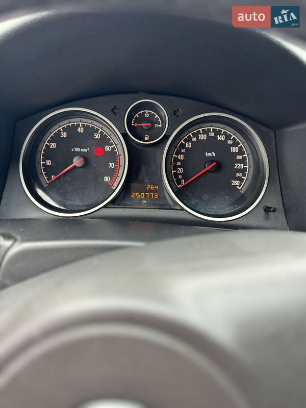 Універсал Opel Astra 2004 в Коростені