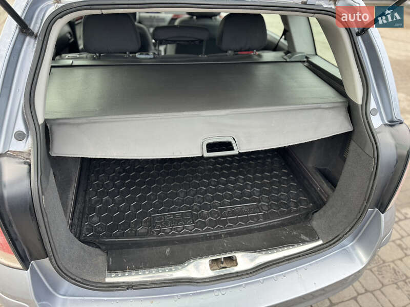 Універсал Opel Astra 2004 в Коростені