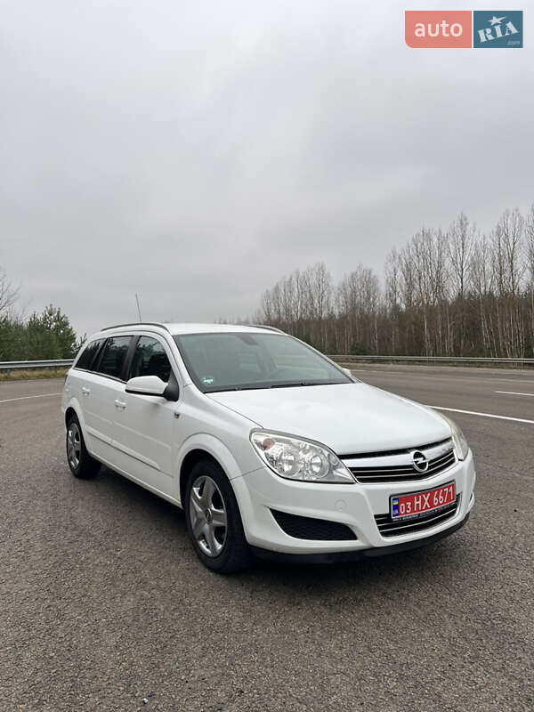 Универсал Opel Astra 2009 в Ковеле
