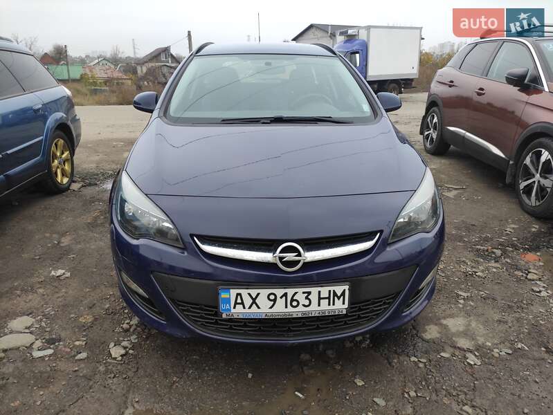 Универсал Opel Astra 2014 в Харькове