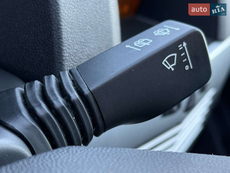 Универсал Opel Astra 2010 в Ровно