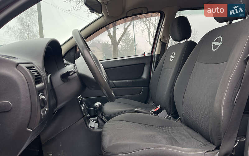 Хетчбек Opel Astra 2000 в Коломиї