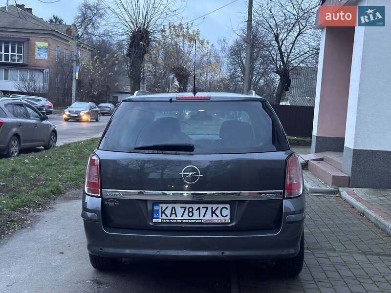 Универсал Opel Astra 2010 в Умани фото 7 Универсал Opel Astra 2010 в Умани