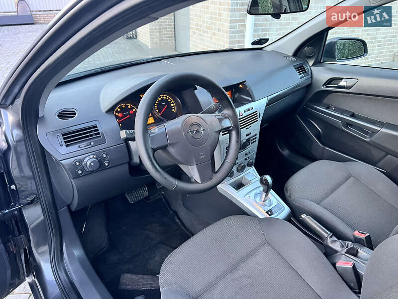 Універсал Opel Astra 2009 в Гнівані