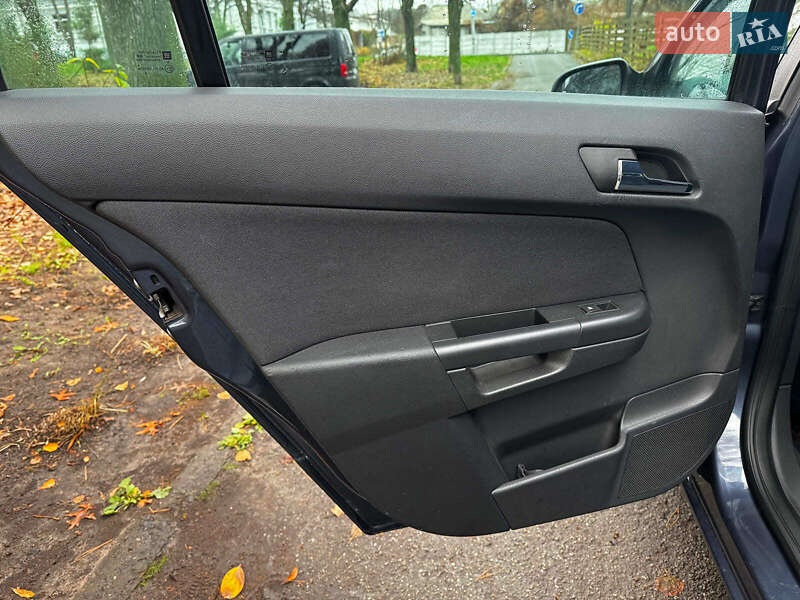 Універсал Opel Astra 2008 в Києві