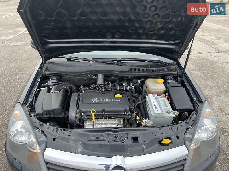 Универсал Opel Astra 2012 в Белой Церкви