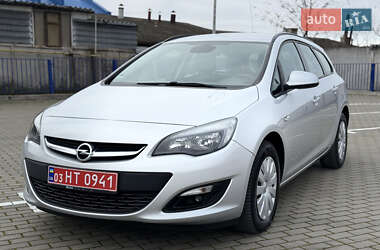Универсал Opel Astra 2015 в Тернополе
