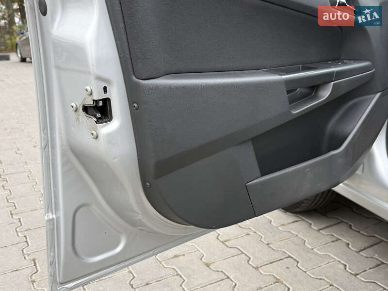 Універсал Opel Astra 2010 в Вінниці