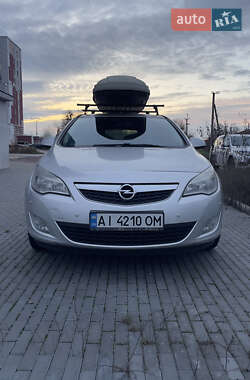 Хэтчбек Opel Astra 2011 в Киеве