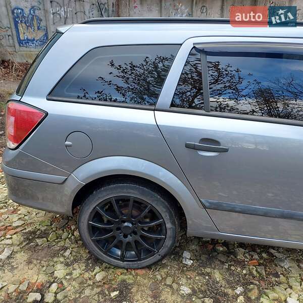 Універсал Opel Astra 2009 в Харкові