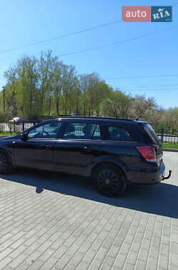 Универсал Opel Astra 2007 в Староконстантинове