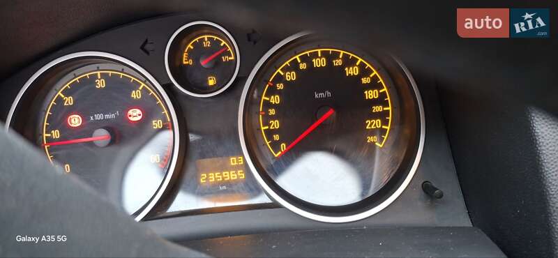 Універсал Opel Astra 2008 в Виноградові