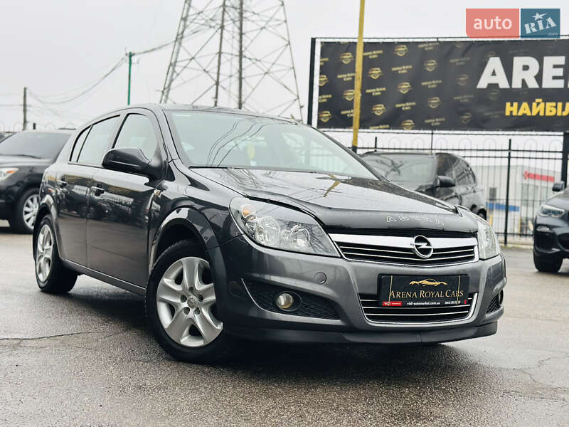 Хетчбек Opel Astra 2012 в Харкові