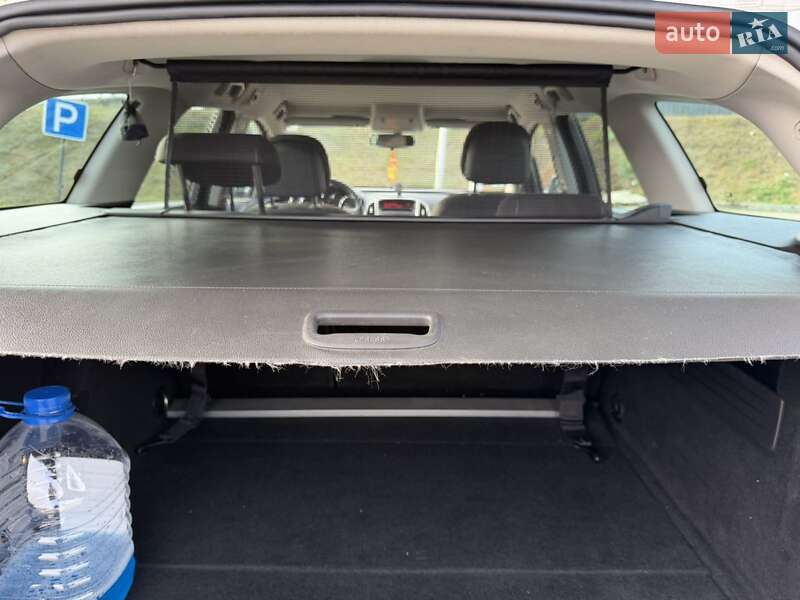 Универсал Opel Astra 2011 в Браиловом