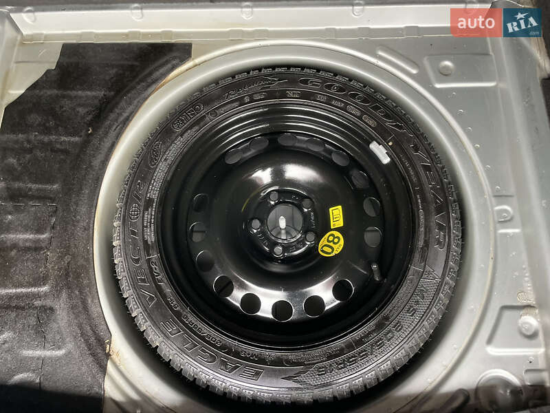 Універсал Opel Astra 2009 в Луцьку