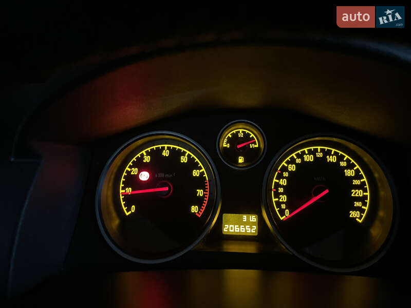 Універсал Opel Astra 2009 в Луцьку