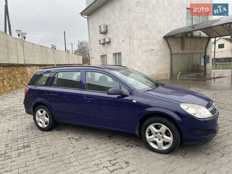 Універсал Opel Astra 2007 в Могилів-Подільському