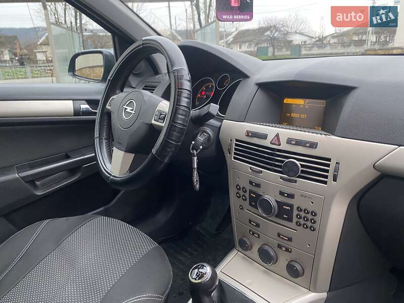 Універсал Opel Astra 2007 в Могилів-Подільському