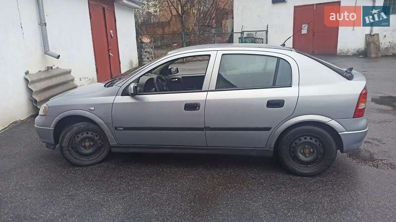 Opel Astra 2001