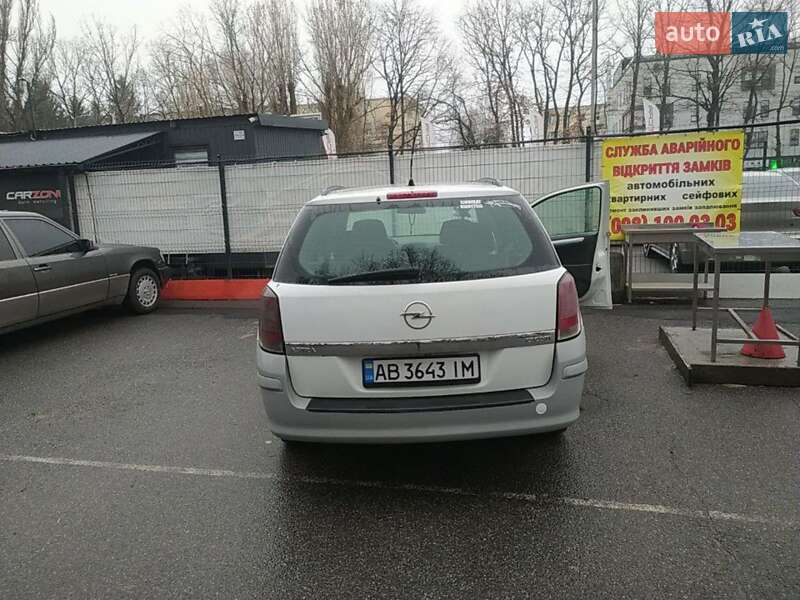 Универсал Opel Astra 2009 в Виннице