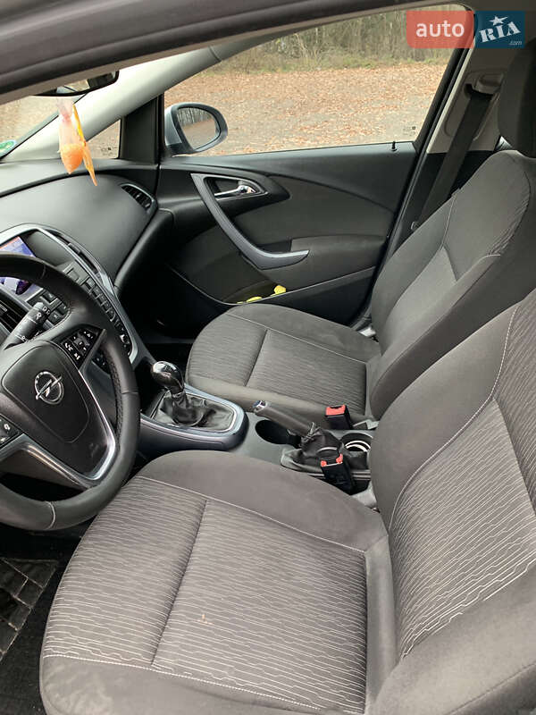 Универсал Opel Astra 2013 в Калуше фото 9 Универсал Opel Astra 2013 в Калуше