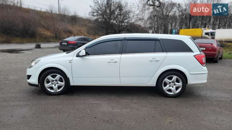 Універсал Opel Astra 2010 в Полтаві фото 22 Універсал Opel Astra 2010 в Полтаві