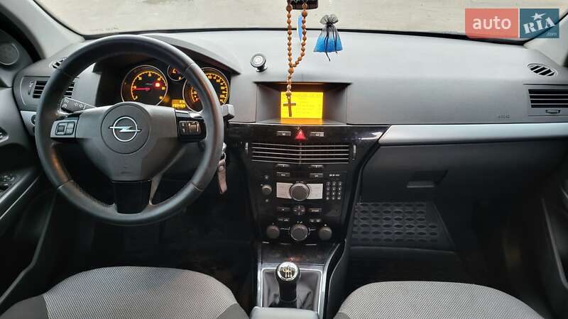 Універсал Opel Astra 2010 в Полтаві фото 34 Універсал Opel Astra 2010 в Полтаві