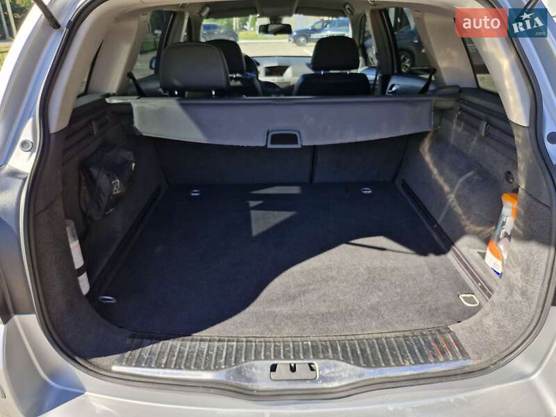 Универсал Opel Astra 2006 в Сумах