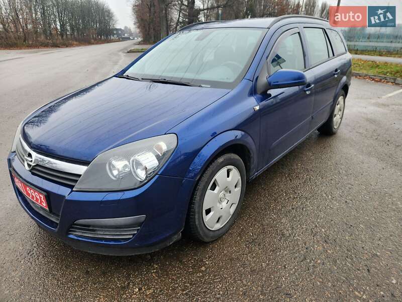 Универсал Opel Astra 2006 в Полтаве