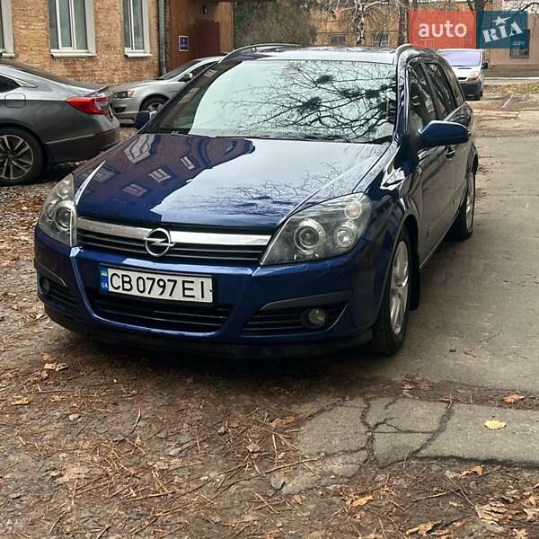 Універсал Opel Astra 2005 в Києві