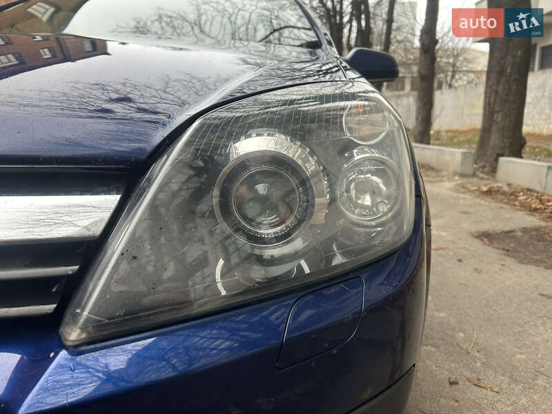 Універсал Opel Astra 2005 в Києві
