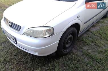 Седан Opel Astra 2008 в Лубнах