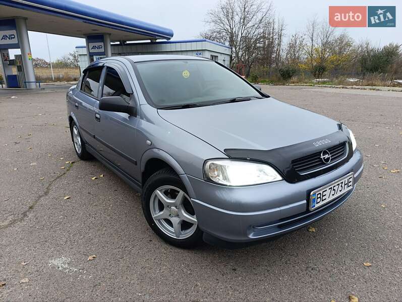 Opel Astra 2008