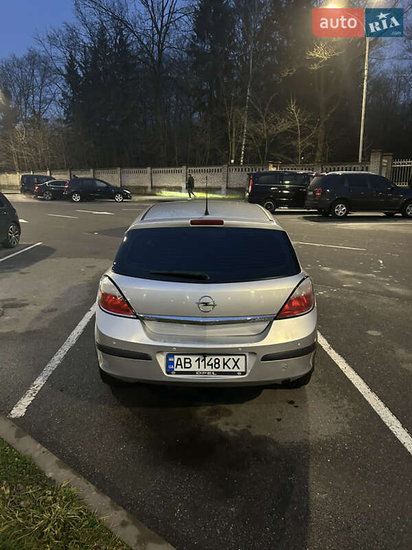 Хэтчбек Opel Astra 2005 в Виннице